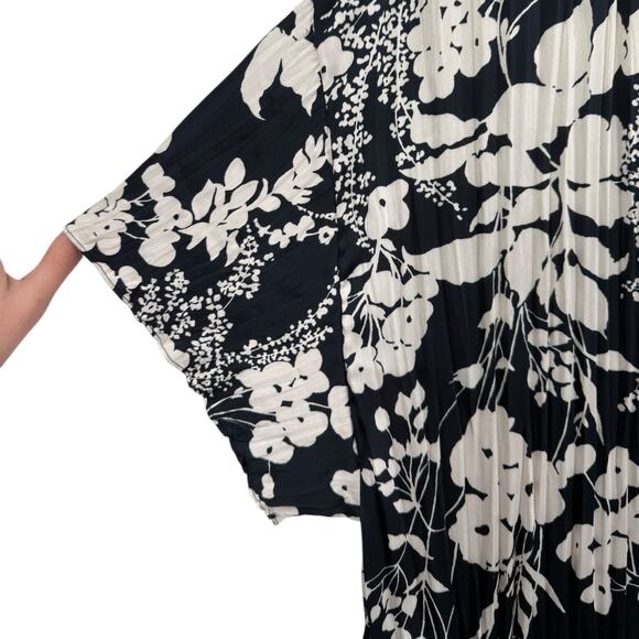 Vince Dress Arboretum short two tone crushed satin size Medium M - Picture 2 of 5